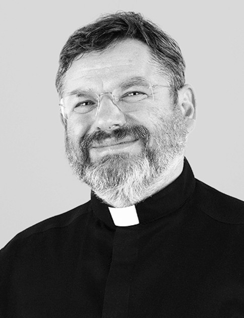 Cioch-Rev-Grzegorz_Edit_blkwte.jpg