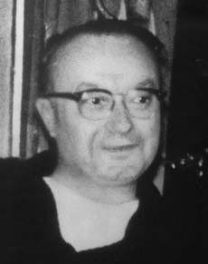 Historia del Santo Nombre - Padre Kenneth Funk - 1920w (1).jpg